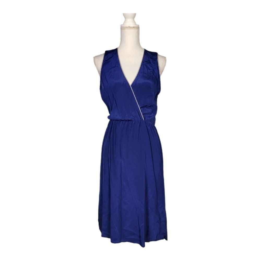 Akiko women’s medium blue modal lycra blend dress keyhole back